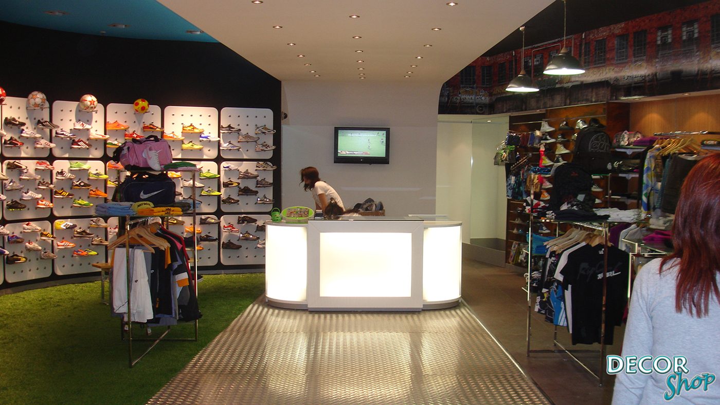 MOBILIÁRIO COMERCIAL
