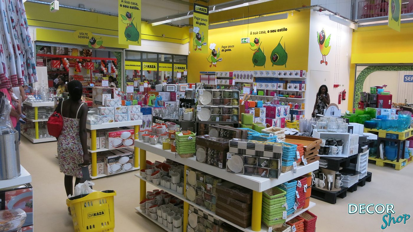 MOBILIÁRIO COMERCIAL