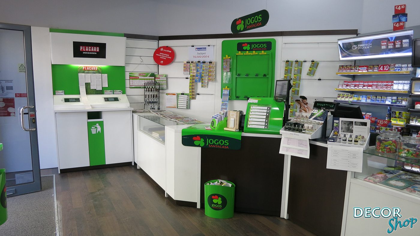 MOBILIÁRIO COMERCIAL