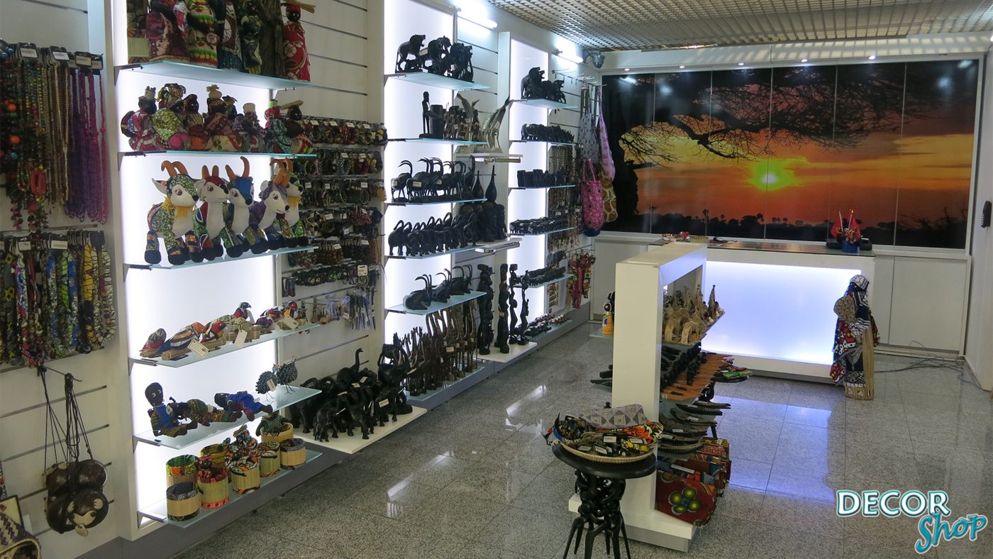MOBILIÁRIO COMERCIAL