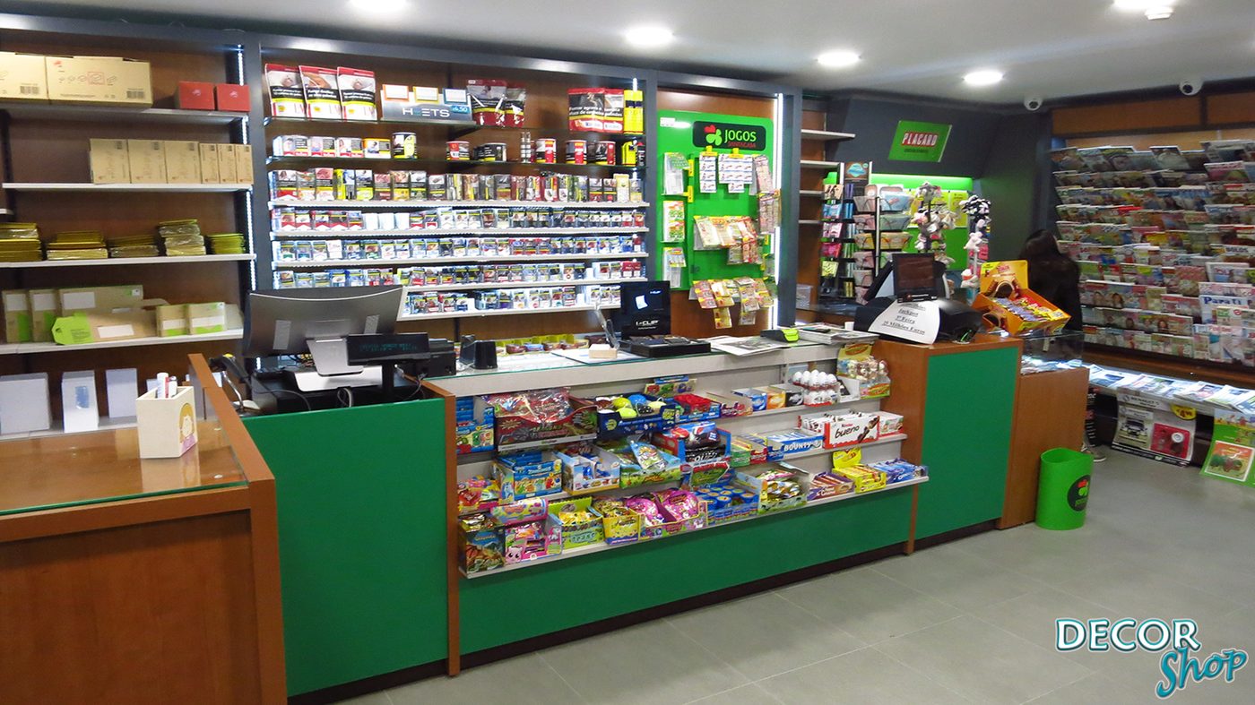 MOBILIÁRIO COMERCIAL