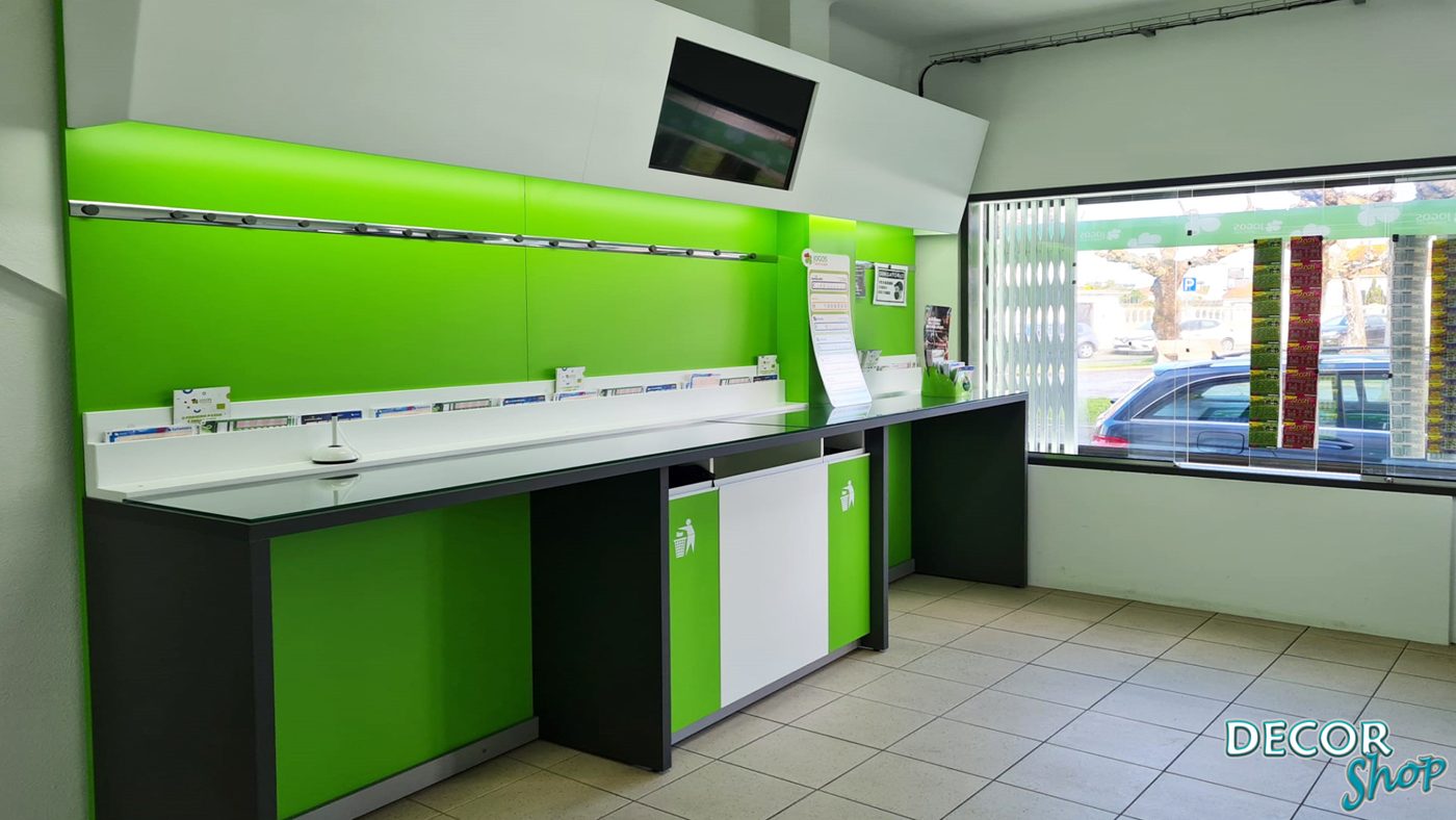 MOBILIÁRIO COMERCIAL