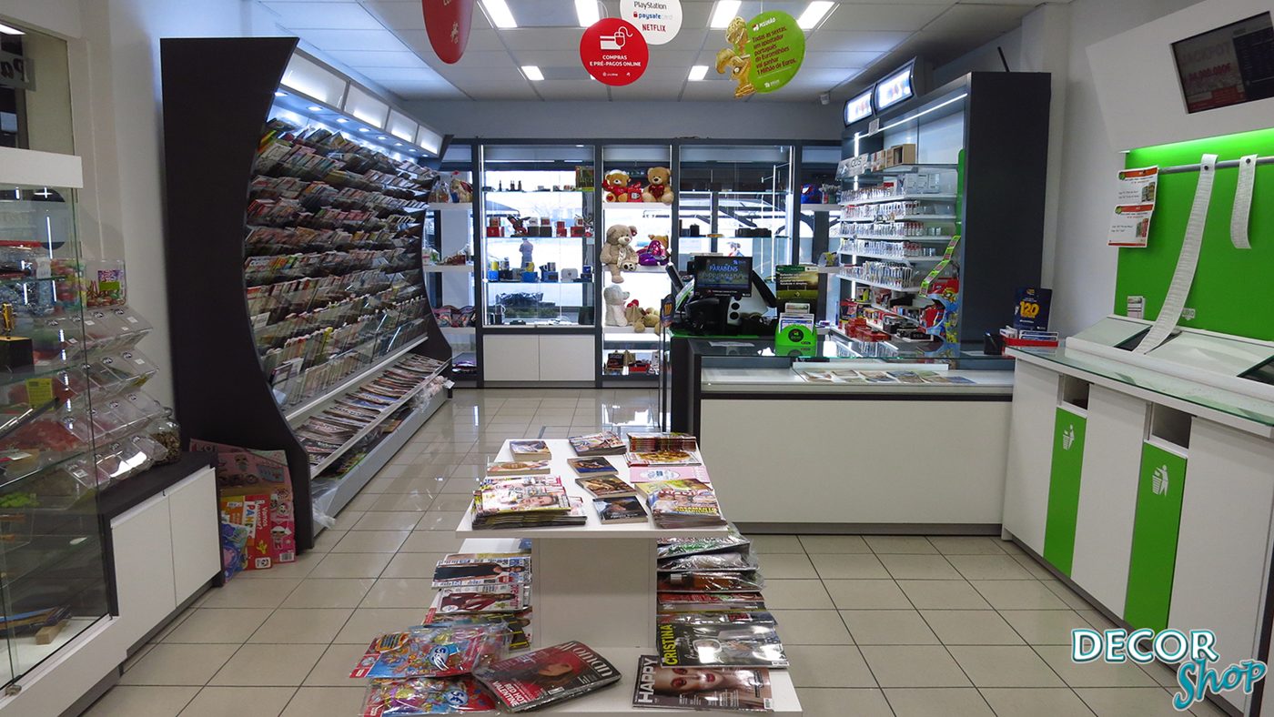 MOBILIÁRIO COMERCIAL
