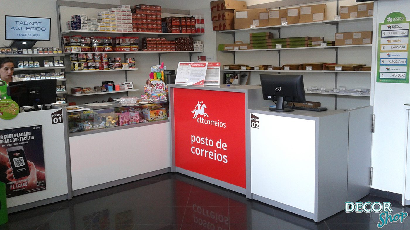 MOBILIÁRIO COMERCIAL